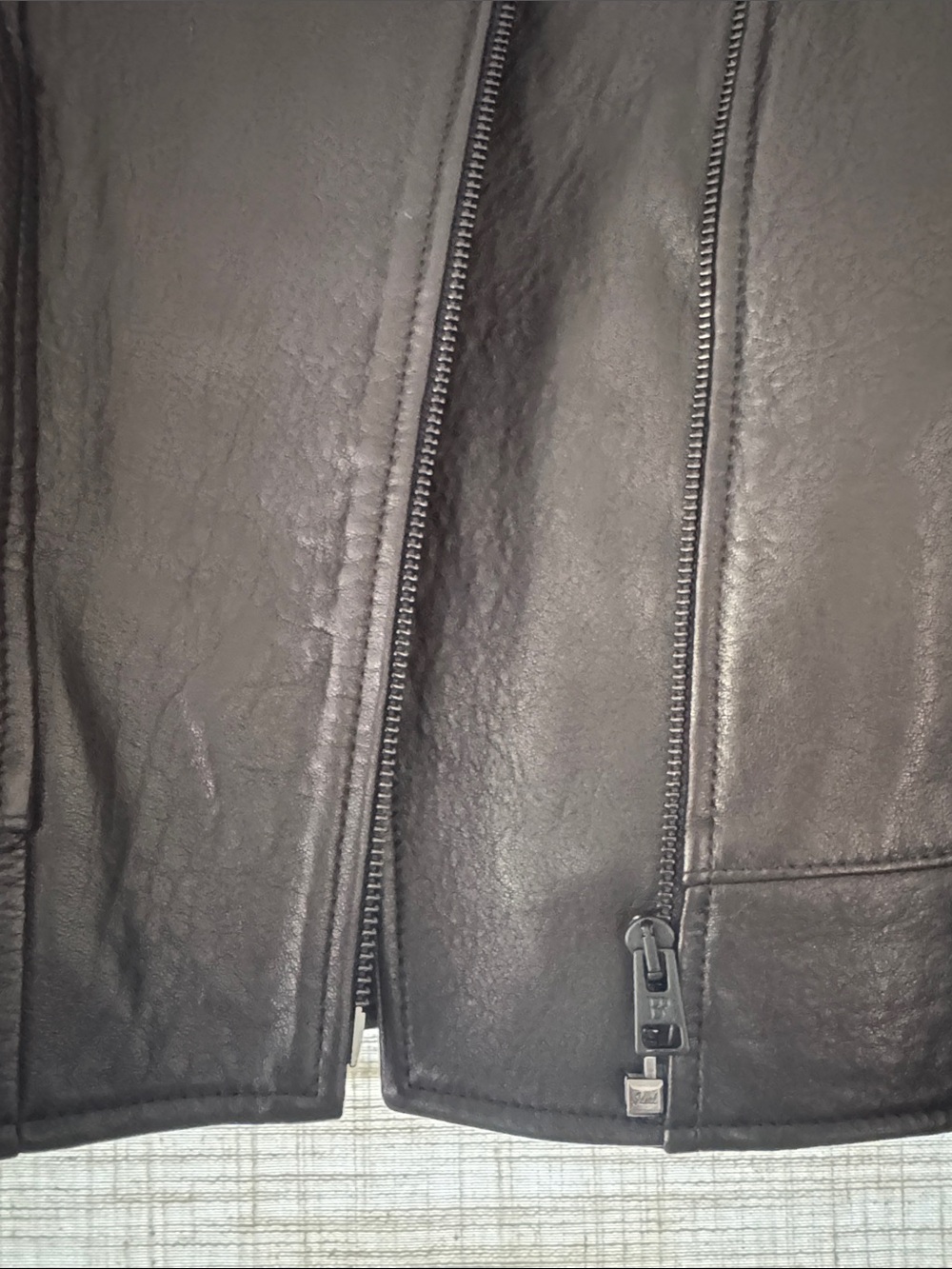 NWT Banana Republic Essential Black Leather Jacket with Zip Pockets XL - Picture 4 of 13